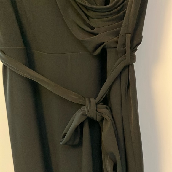 41 Hawthorn Black Sleeveless Wrap Midi Dress - Picture 4 of 5